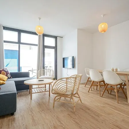 Apartment Spacious Appt Close To Place Monge