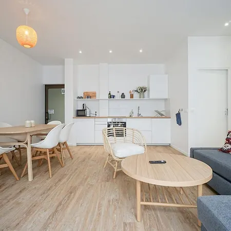 Spacious Appt Close To Place Monge Apartment *
