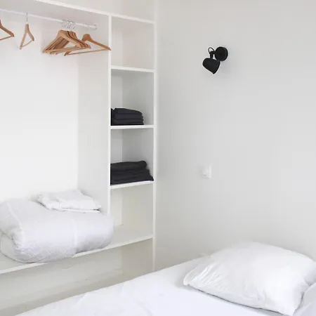 Apartment Spacious Appt Close To Place Monge