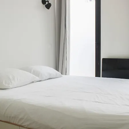 Spacious Appt Close To Place Monge * Paris